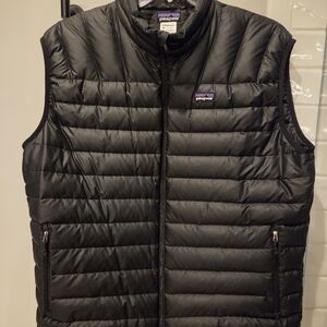 Patagonia Men's Quilted Black Vest